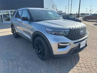 2024 Ford Explorer ST-Line