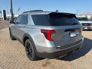 2024 Ford Explorer ST-Line