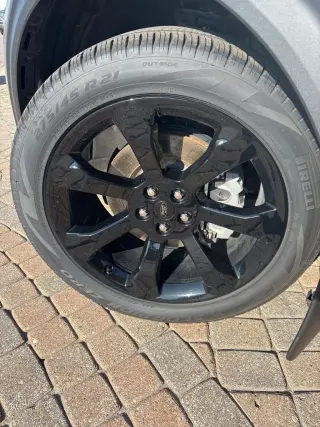 2024 Ford Explorer ST-Line