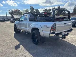 2010 Toyota Tacoma PreRunner V6