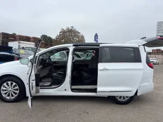 2017 Chrysler Pacifica Touring Plus