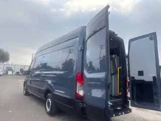 2021 Ford Transit 250