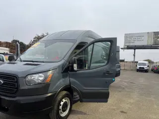 2019 Ford Transit 250