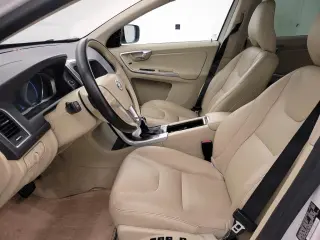 Volvo XC60 2016 T5 Drive-E Premier 4dr SUV