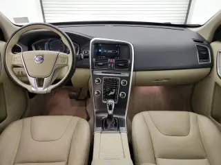 Volvo XC60 2016 T5 Drive-E Premier 4dr SUV