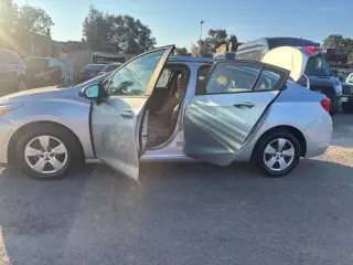 2017 Chevrolet Cruze LS Auto
