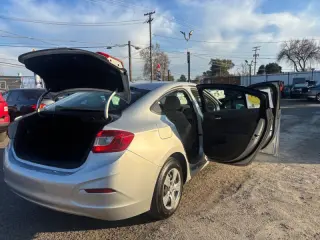 2017 Chevrolet Cruze LS Auto