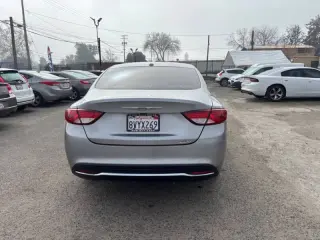 2016 Chrysler 200 Limited