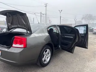 2009 Dodge Charger SE