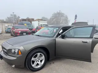 2009 Dodge Charger SE