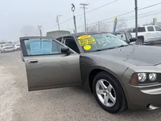2009 Dodge Charger SE