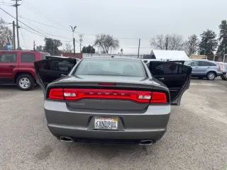 2012 Dodge Charger SE