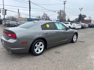 2012 Dodge Charger SE