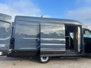 2020 Ford Transit 250