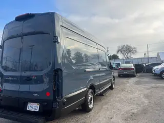 2020 Ford Transit 250