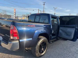 2005 Toyota Tacoma V6