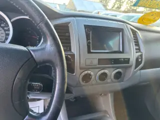 2005 Toyota Tacoma V6