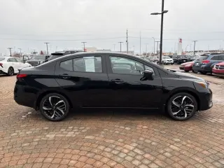 2023 Nissan Versa 1.6 SR