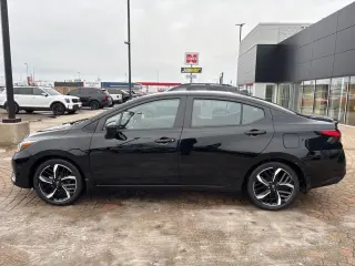 2023 Nissan Versa 1.6 SR