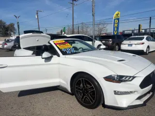2020 Ford Mustang EcoBoost Premium