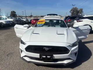 2020 Ford Mustang EcoBoost Premium