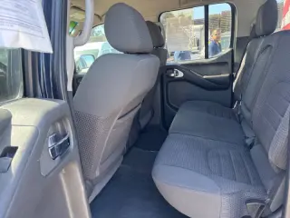 2006 Nissan Frontier LE