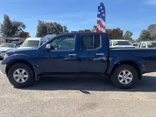 2006 Nissan Frontier LE