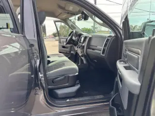 2016 RAM 1500 SLT