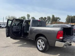2016 RAM 1500 SLT