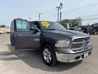 2016 RAM 1500 SLT