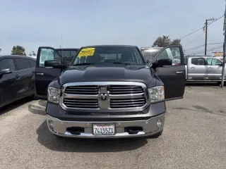 2016 RAM 1500 SLT