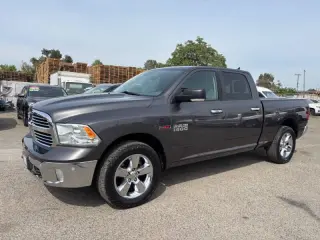 2016 RAM 1500 SLT