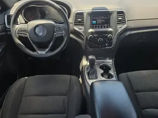 Jeep Grand Cherokee 2018 4x4 Laredo 4dr SUV
