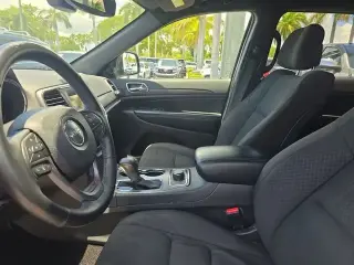 Jeep Grand Cherokee 2018 4x4 Laredo 4dr SUV