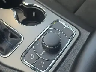 Jeep Grand Cherokee 2018 4x4 Laredo 4dr SUV