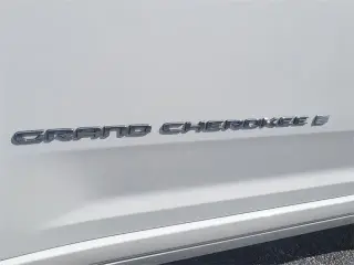 Jeep Grand Cherokee L 2021 4x2 Overland 4dr SUV