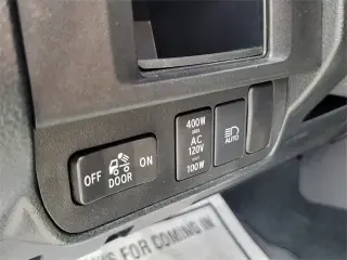 Toyota Tacoma 2018 4x2 TRD Off-Road 4dr Double Cab 5.0 ft SB