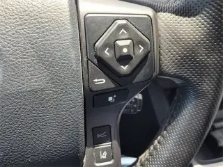 Toyota Tacoma 2018 4x2 TRD Off-Road 4dr Double Cab 5.0 ft SB