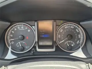Toyota Tacoma 2018 4x2 TRD Off-Road 4dr Double Cab 5.0 ft SB