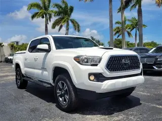 Toyota Tacoma 2018 4x2 TRD Off-Road 4dr Double Cab 5.0 ft SB