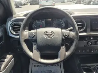 Toyota Tacoma 2018 4x2 TRD Off-Road 4dr Double Cab 5.0 ft SB