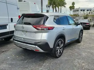 Nissan Rogue 2023 AWD Platinum 4dr Crossover