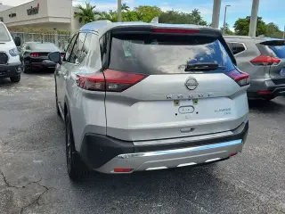 Nissan Rogue 2023 AWD Platinum 4dr Crossover