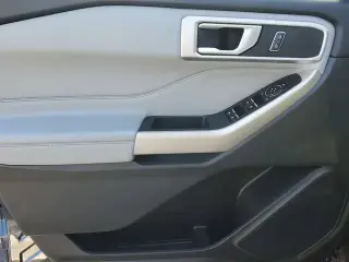 Ford Explorer 2023 XLT 4dr SUV