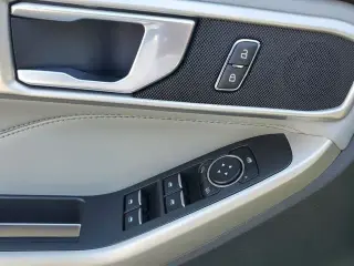 Ford Explorer 2023 XLT 4dr SUV