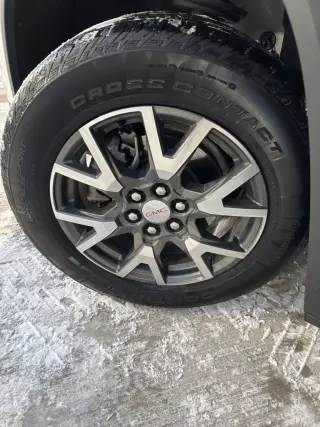 2023 GMC Acadia SLE