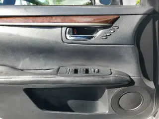 Lexus ES 350 2013 4dr Sedan