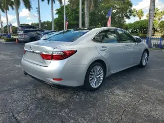 Lexus ES 350 2013 4dr Sedan