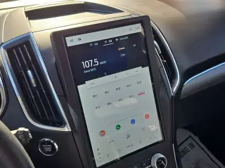 Ford Edge 2021 AWD Titanium 4dr Crossover