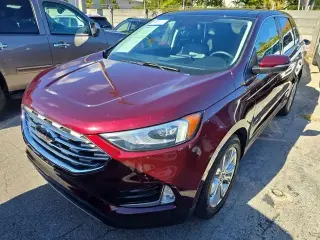 Ford Edge 2021 AWD Titanium 4dr Crossover